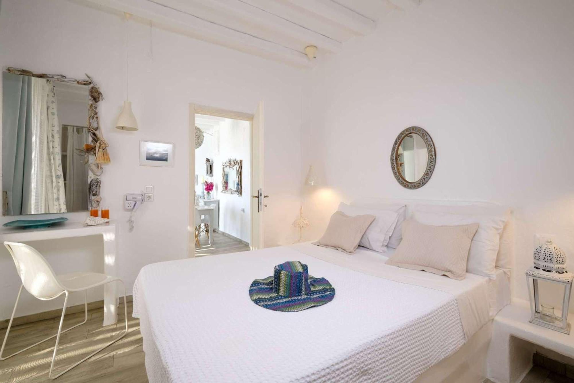 3 Paros All Season Villas Eksteriør bilde
